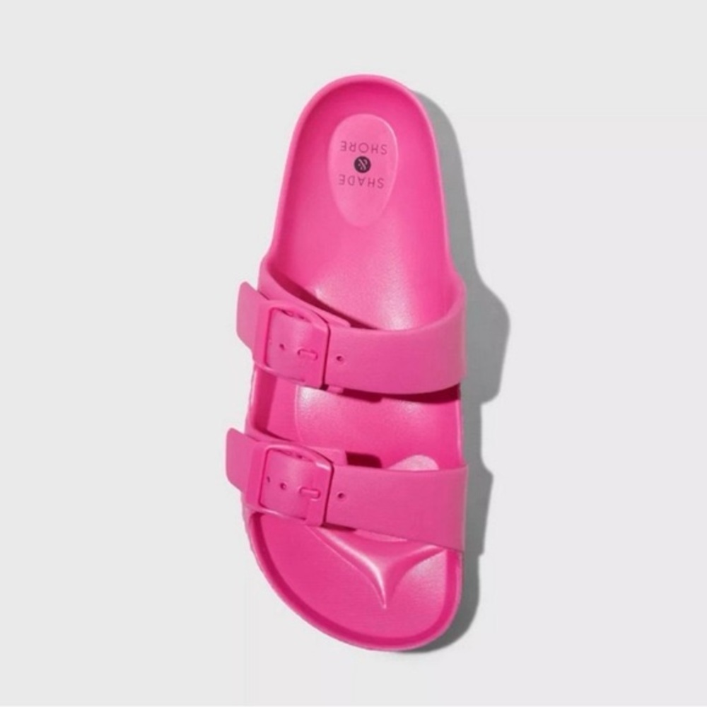 Women’s size 9 hot pink sandals shade and shore target